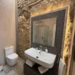 La Muralla De San Fernando De Apartamento