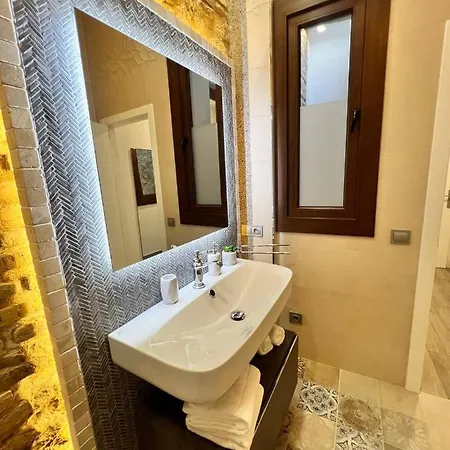 La Muralla De San Fernando De Kordoba