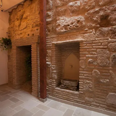 La Muralla De San Fernando De * Kordoba