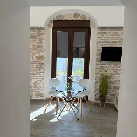 Apartament La Muralla De San Fernando De *